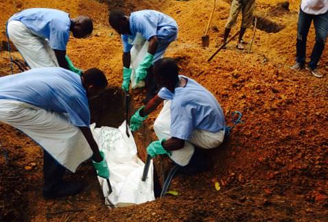 Ebola enterrement
