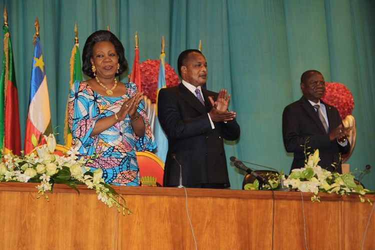 665152-la-presidente-de-transition-de-centrafrique-catherine-samba-panza-le-president-du-congo-denis-sassou