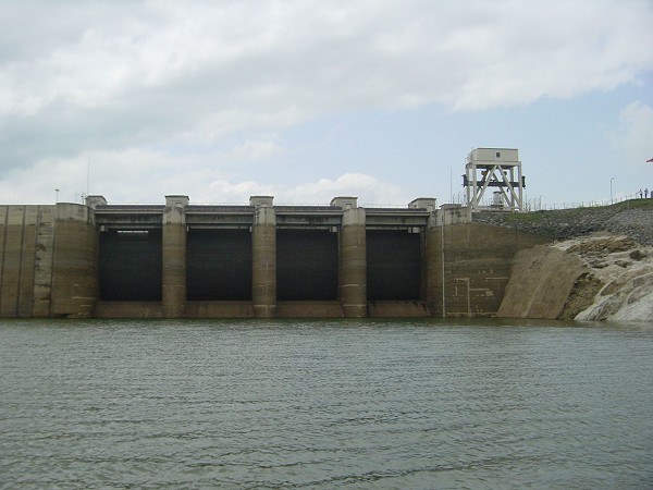 Installation du barrage Nangbéto 2